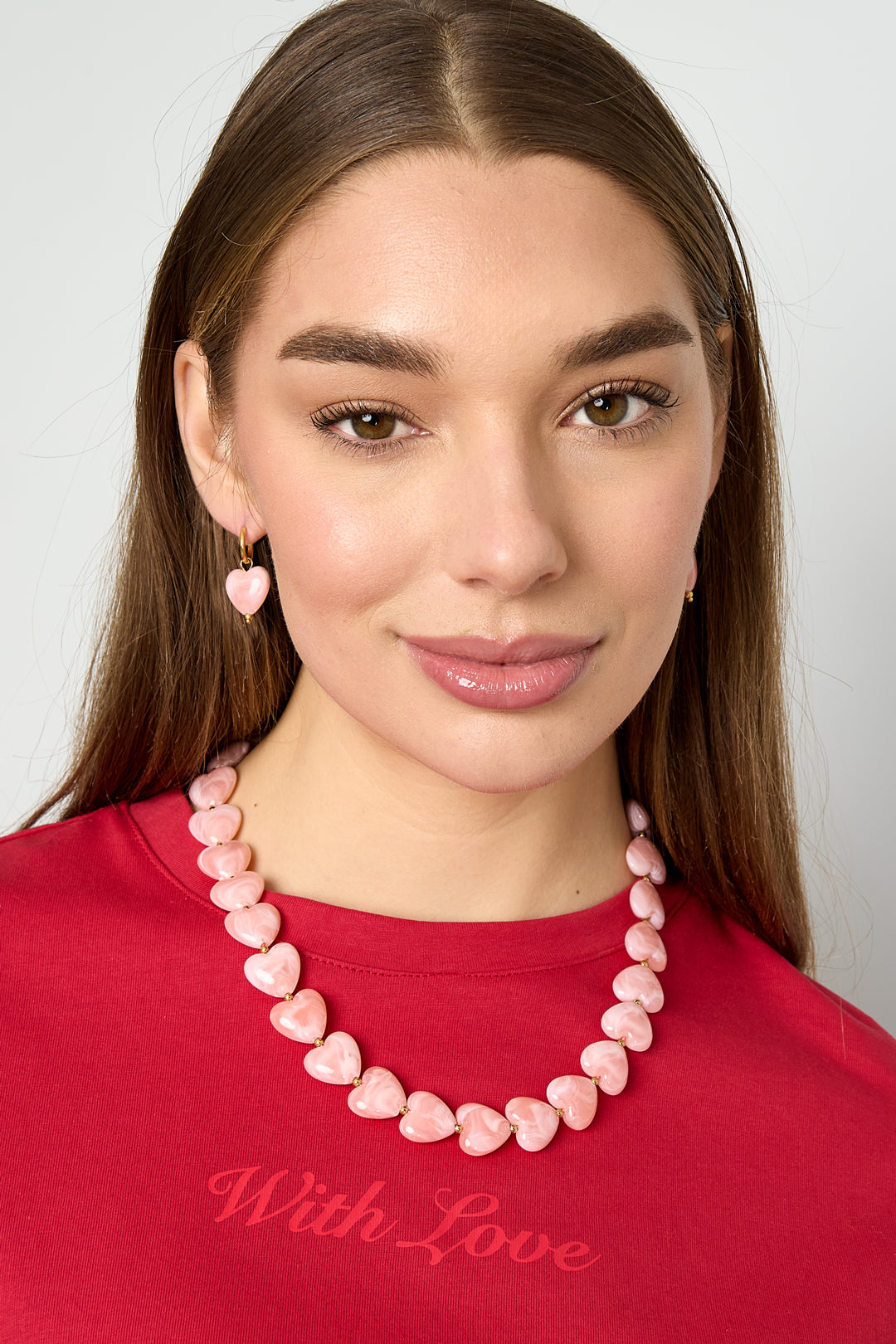 Halskette mit herzförmigen Perlen